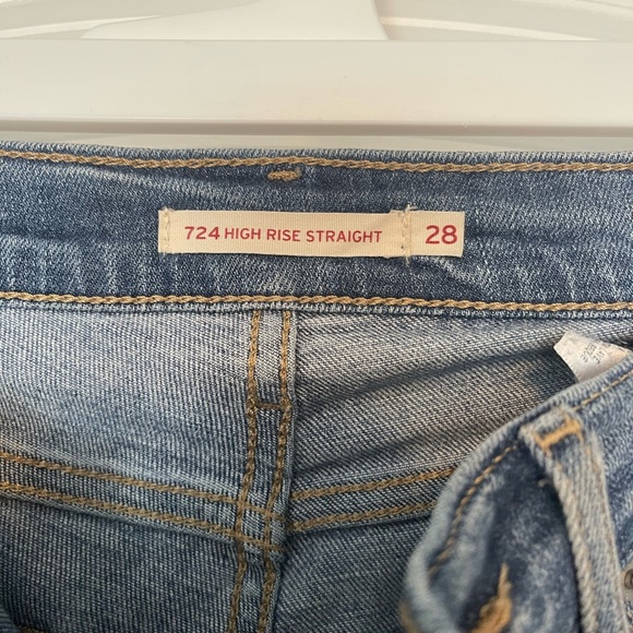 Ripped Levi High Rise Straight - Picture 3 of 3